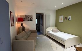 La Tana Guest House